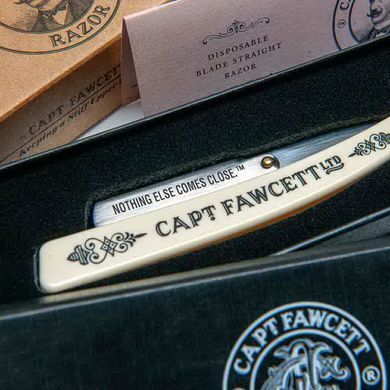 Бритва для бритья в коробке Capitan Fawcett Disposable Blade Straight Razor