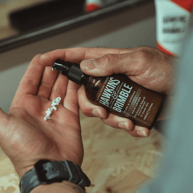 Подарочный бокс Hawkins&Brimble Face Gift box (daily moisturiser + facial scrub + face wash)